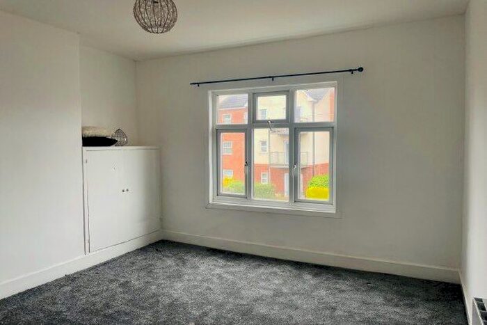 1 Bedroom Flat To Rent In High Street, Newcastle, ST5