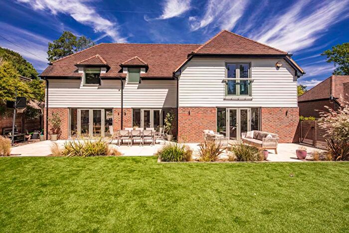 4 Bedroom Detached House For Sale In The Spinney, Streatley On Thames, RG8