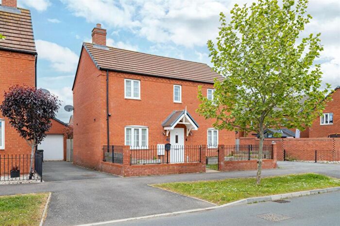 3 Bedroom Detached House For Sale In Thillans, Cranfield, Bedford, MK43