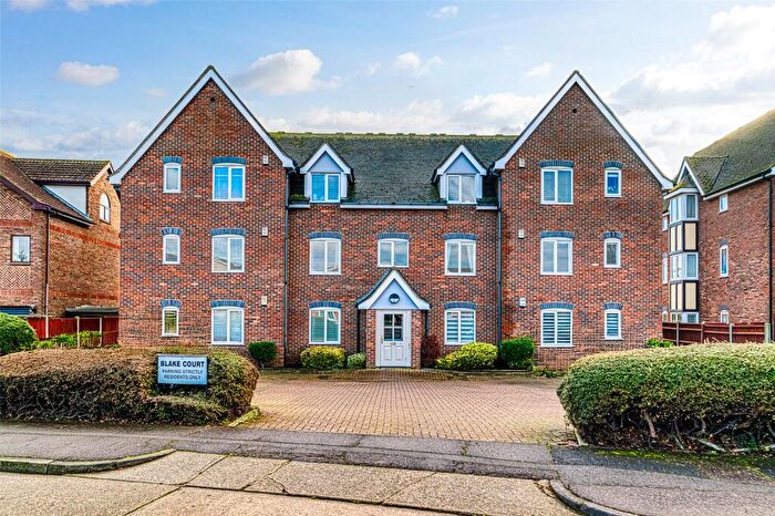 2 Bedroom Apartment For Sale In Apartment, Blake Court, Admirals Walk, Shoeburyness, Essex, SS3