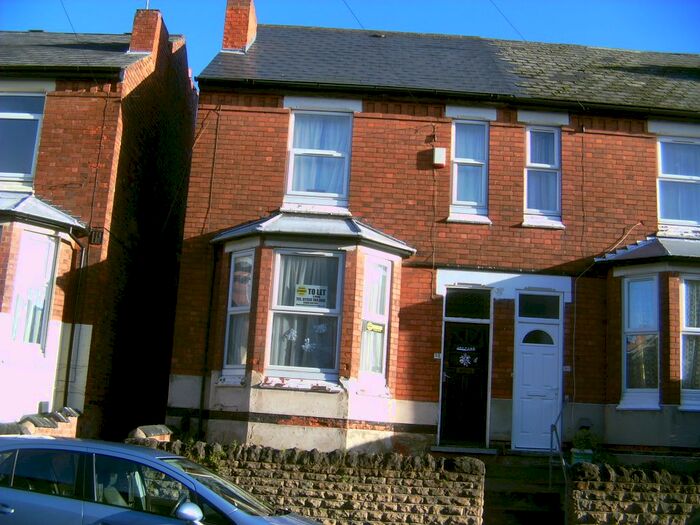 6 Bedroom Terraced House To Rent In Teversal Avenue, Nottingham, NG7