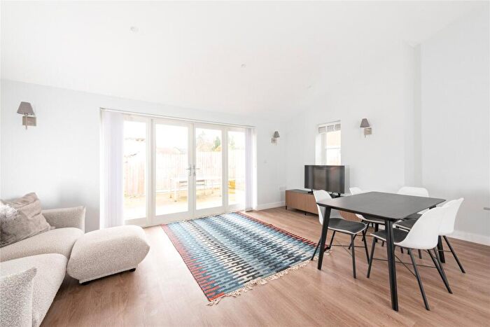 2 Bedroom Bungalow For Sale In Tandys Close, Turvey, Bedfordshire, MK43