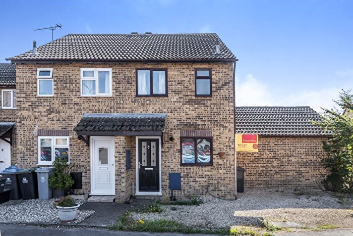 2 Bedroom Semi-Detached House To Rent In Thorney Leys, Witney, OX28