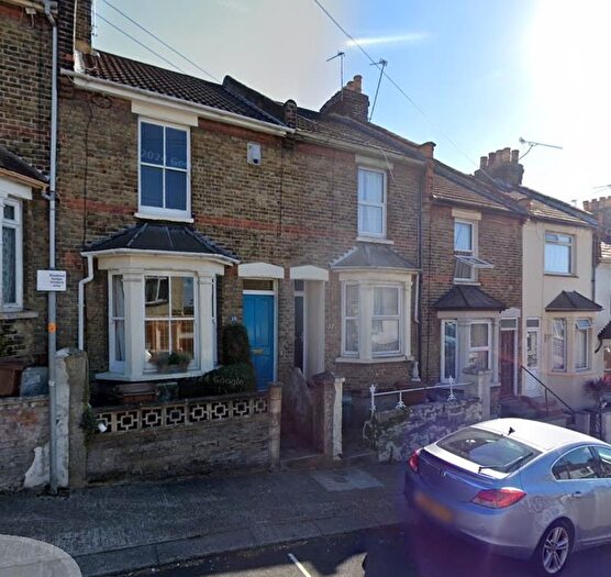 3 Bedroom Terraced House To Rent In Onslow Road, Rochester, ME1