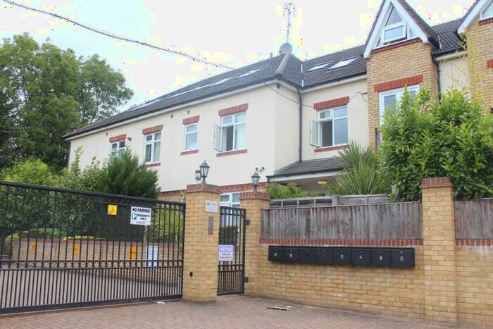 2 Bedroom Flat To Rent In Whitefriars Drive, Harrow, HA3