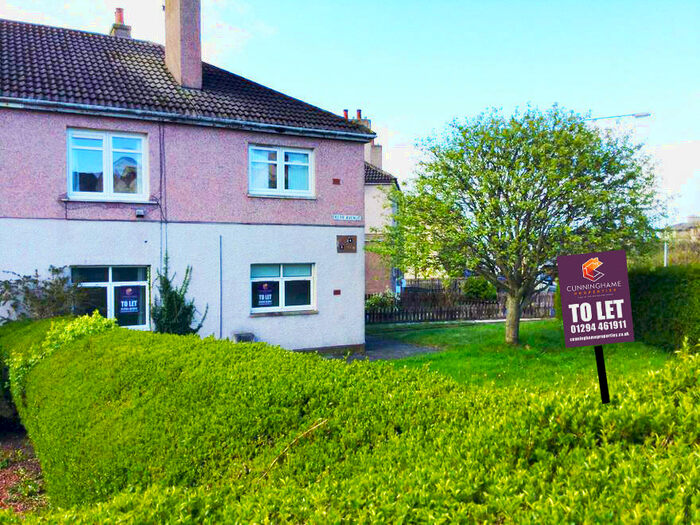 2 Bedroom Flat To Rent In Kerr Avenue, Saltcoats, North Ayrshire, KA21