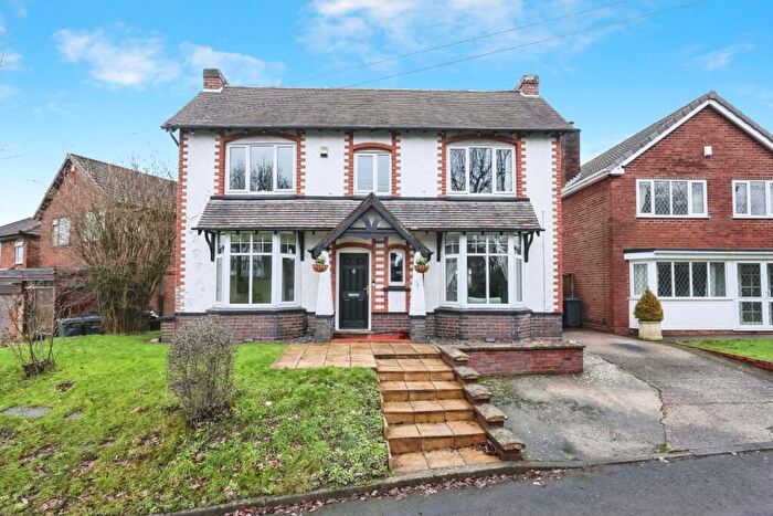 3 Bedroom Detached House For Sale In Longbridge Lane, Birmingham, West Midlands, B31