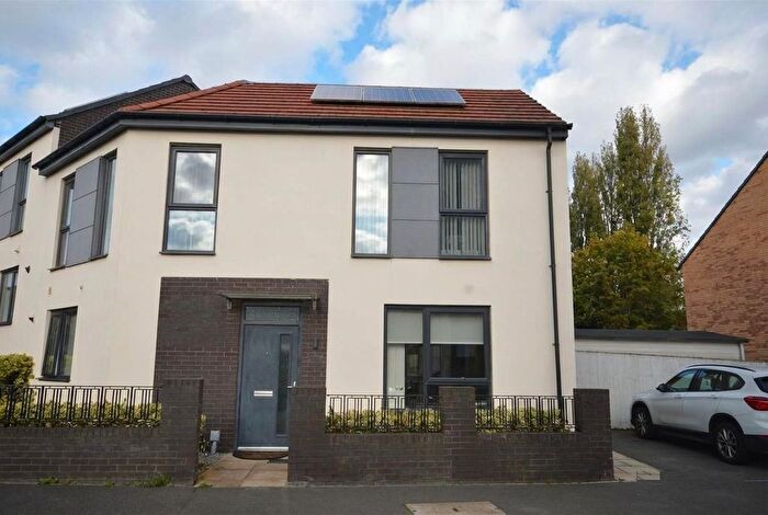 3 Bedroom Detached House For Sale In Kestrel Way, South Elmsall, Pontefract, WF9