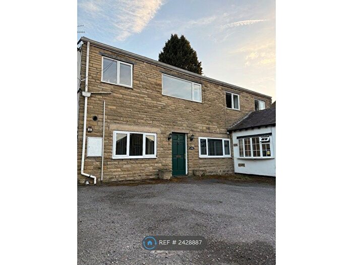 2 Bedroom Flat To Rent In Kendall Avenue, Shipley, BD18