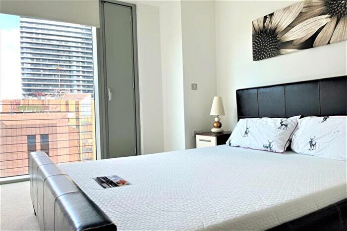 1 Bedroom Apartment To Rent In Landmark East Tower, E14