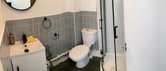 1 Bedroom Flat To Rent In Charlton Street, Maidstone, ME16