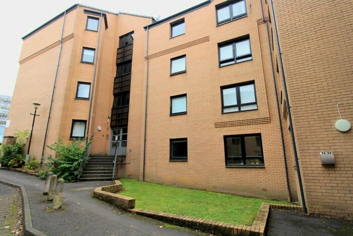 2 Bedroom Flat To Rent In Glenfarg Street, Glasgow, G20