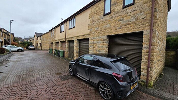 End Of Terrace House To Rent In Garage, Airedale Wharf, Rodley, Leeds, LS13