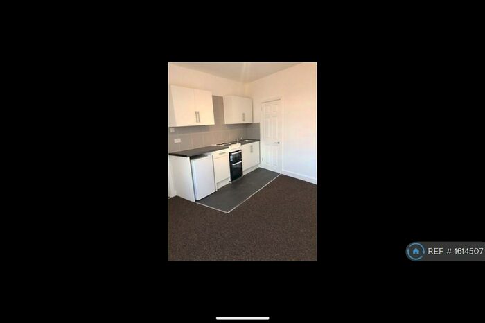 1 Bedroom Flat To Rent In Chesterfield, Chesterfield, S41
