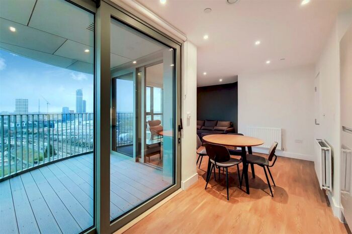 2 Bedroom Apartment To Rent In Oaklands Rise, Green Street, London, NW10