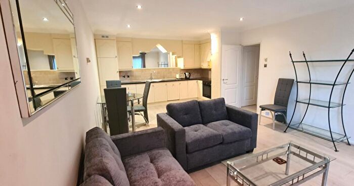 2 Bedroom Apartment To Rent In Malmesbury Road, London, E3