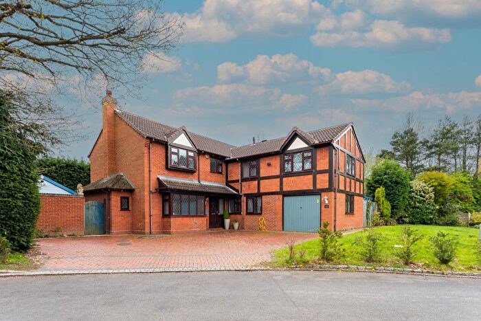 6 Bedroom Detached House For Sale In Gleneagles, Tamworth, B77