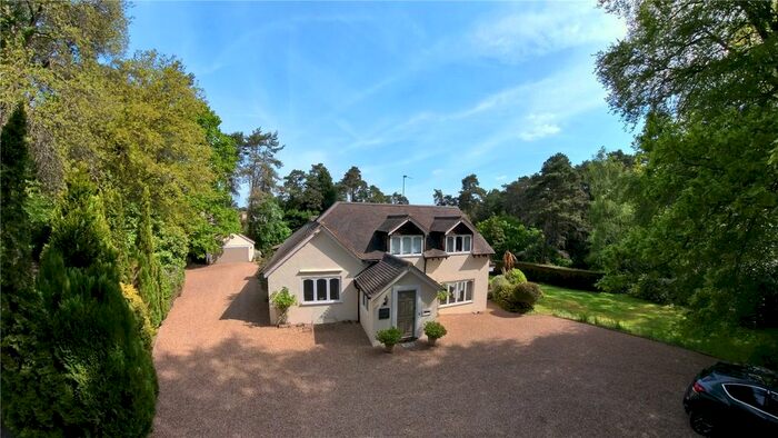 5 Bedroom Detached House For Sale In Gong Hill Drive, Farnham, Surrey, GU10