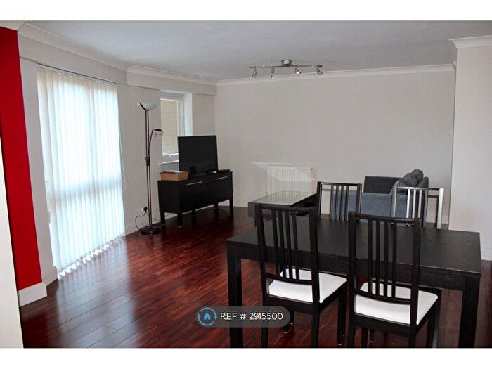 1 Bedroom Flat To Rent In Poplar High Street, London, E14