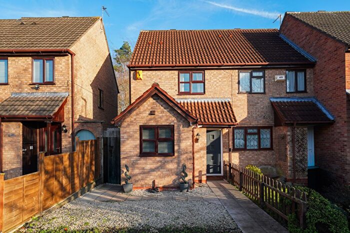 2 Bedroom Town House For Sale In Cumbrian Way, Shepshed, Loughborough, Leicestershire, LE12