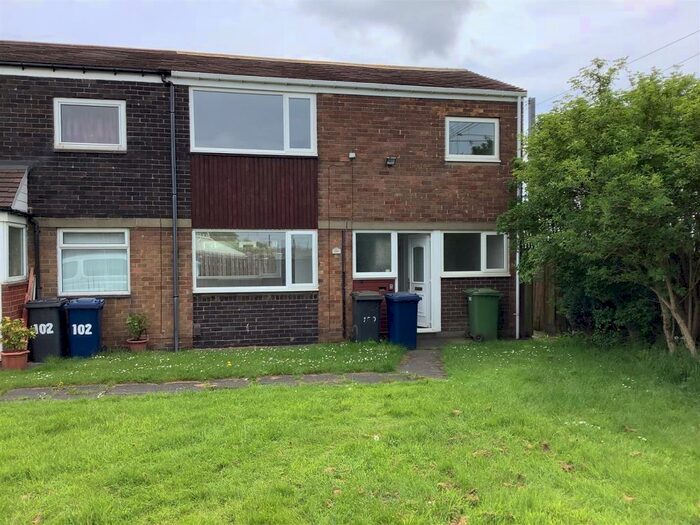 3 Bedroom Semi-Detached House To Rent In Masefield Drive, South Shields, NE34