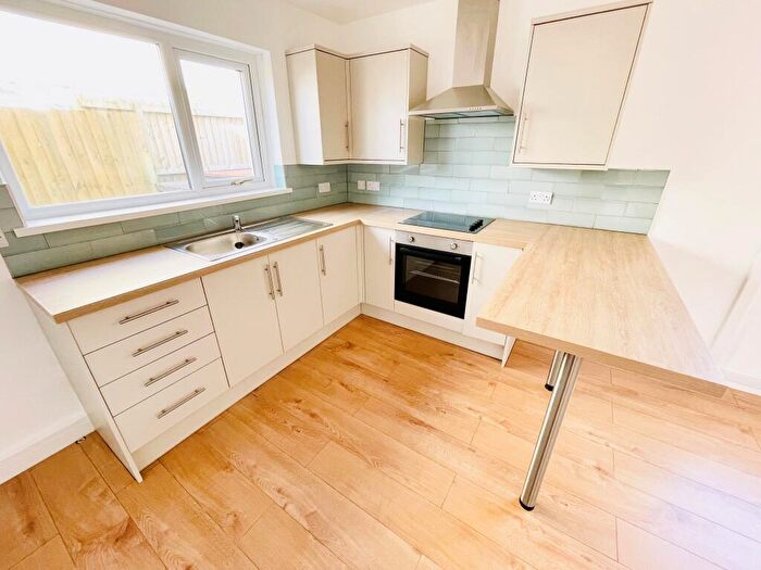 3 Bedroom Semi-Detached House To Rent In Mandeg, CF46