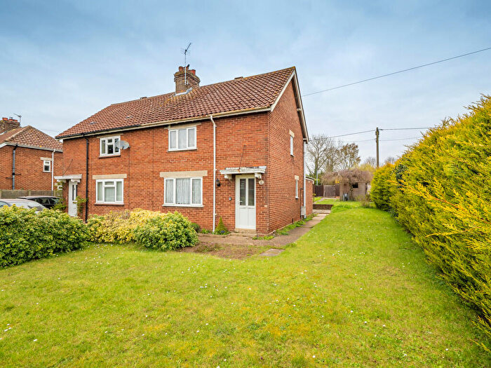 3 Bedroom Semi Detached House For Sale In Fakenham, NR21