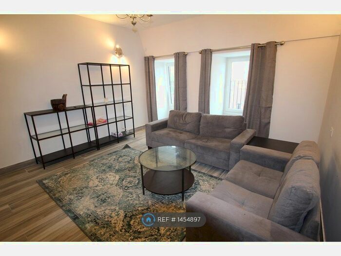 1 Bedroom Flat To Rent In Church Road, Ashford, TW15