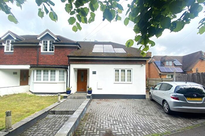 4 Bedroom Semi-Detached House To Rent In Westfield, GU22