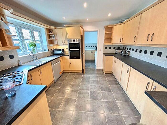 4 Bedroom Detached House For Sale In Victory Avenue, Bradwell, Great Yarmouth, NR31