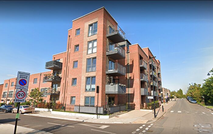 2 Bedroom Flat To Rent In Rudderstock House, Havelock Road, Southall, Greater London, UB2