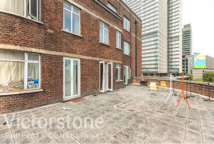 Studio To Rent In Warren Court, Warren Street, Fitzrovia, London, NW1