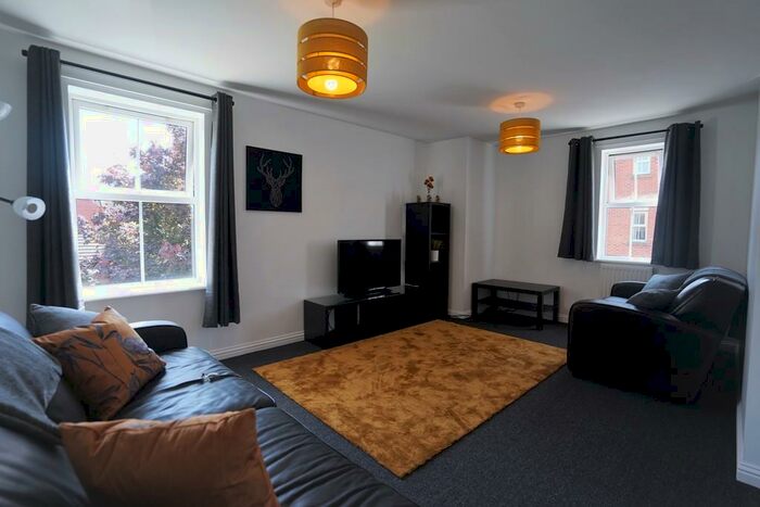 5 Bedroom Maisonette To Rent In Wright Way, Stapleton, Bristol, BS16