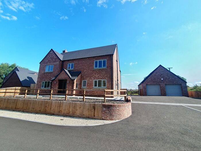 5 Bedroom Detached House To Rent In Poplar Close, Longford, Market Drayton, TF9