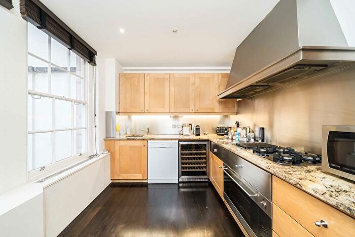 2 Bedroom Flat To Rent In Berkeley Square, London, W1J
