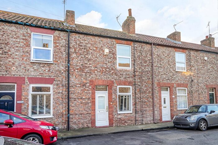 2 Bedroom Terraced House For Sale In Harrison Street, York, YO31