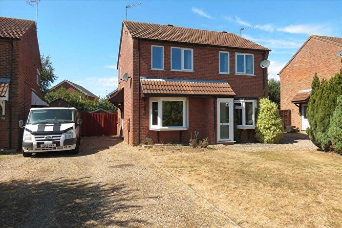 2 Bedroom Semi-Detached House For Sale In Sandhurst Crescent, Sleaford, NG34