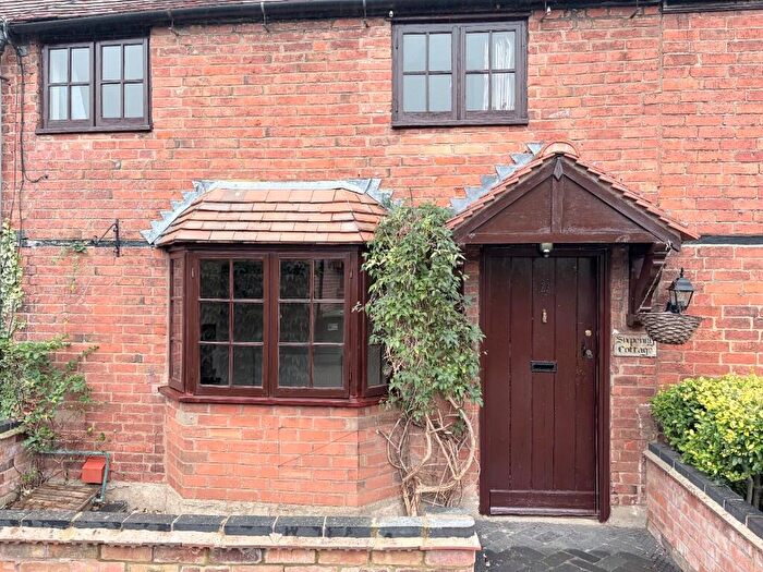 2 Bedroom Cottage To Rent In Garden Terrace, CV35