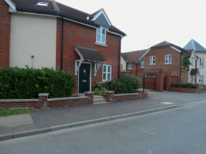 1 Bedroom Property To Rent In St Georges Court, Donnington PO19