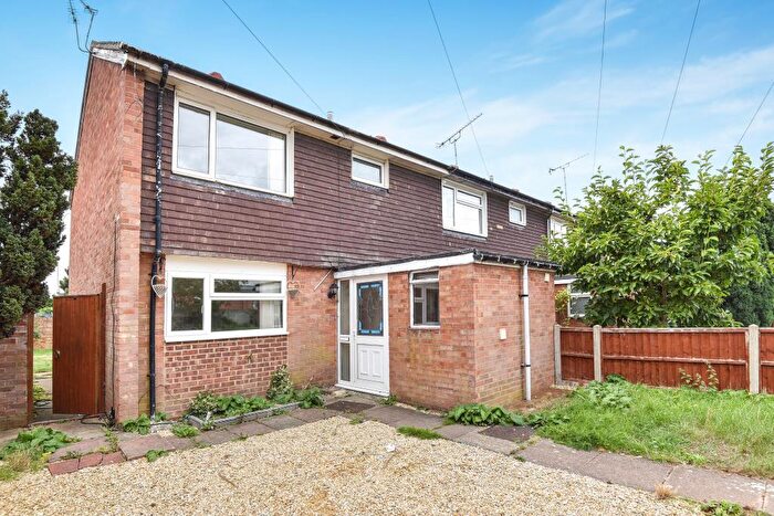 3 Bedroom Semi-Detached House To Rent In Sandy Lane, East Oxford, OX4