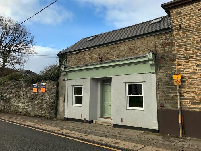 1 Bedroom Flat To Rent In Station Road, Liskeard, PL14