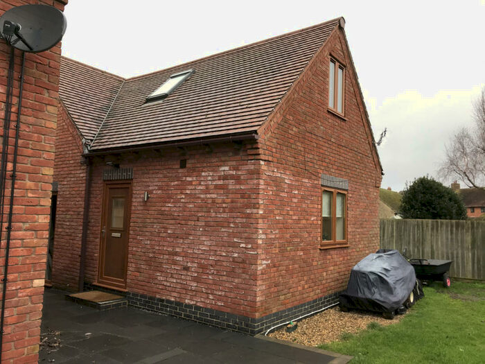 Studio To Rent In The Old Gated Road, Leamington Spa, CV33