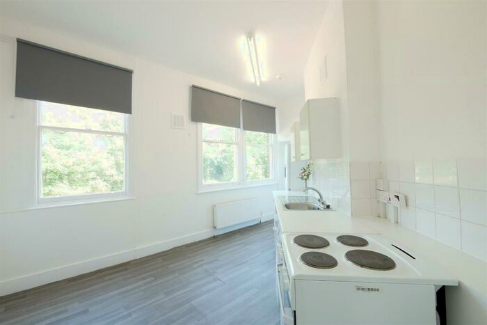 2 Bedroom Apartment To Rent In Hornsey Chambers, Southwold Road, Clapton, E5