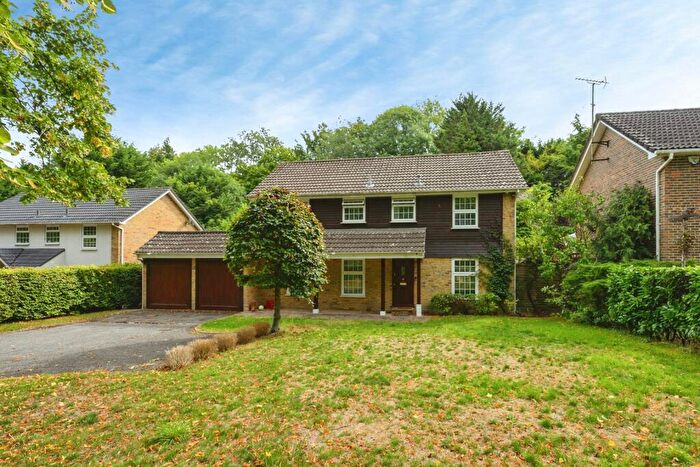 4 Bedroom Detached House For Sale In Welcomes Road, Kenley, CR8