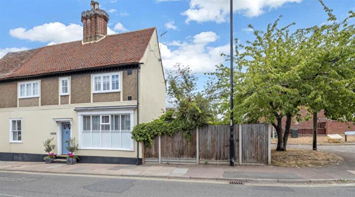 2 Bedroom Town House For Sale In Southgate Street, Bury St. Edmunds, IP33