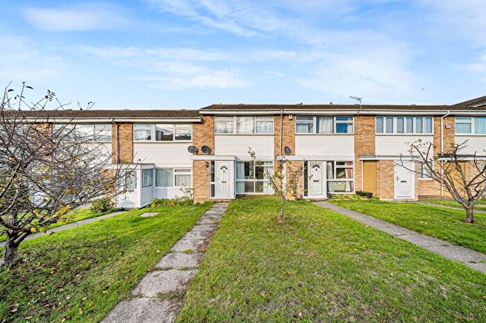 3 Bedroom Terraced House For Sale In Danehill Walk, Sidcup, DA14