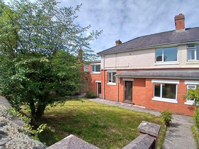 3 Bedroom Semi-Detached House For Sale In Paul Street, Shepton Mallet, BA4