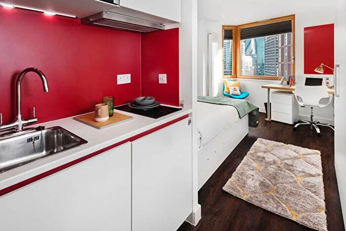 Studio To Rent In Inglefield Square, Prusom Street, London, E1