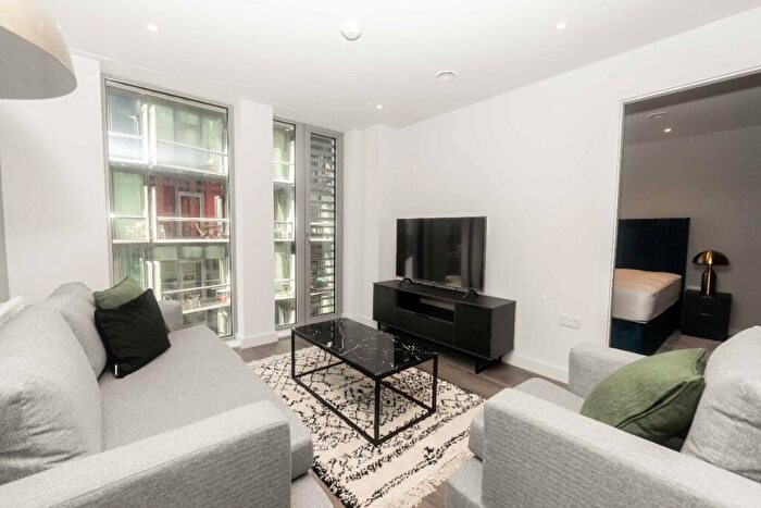 2 Bedroom Apartment To Rent In Greengate, Manchester, Greater Manchester, M3