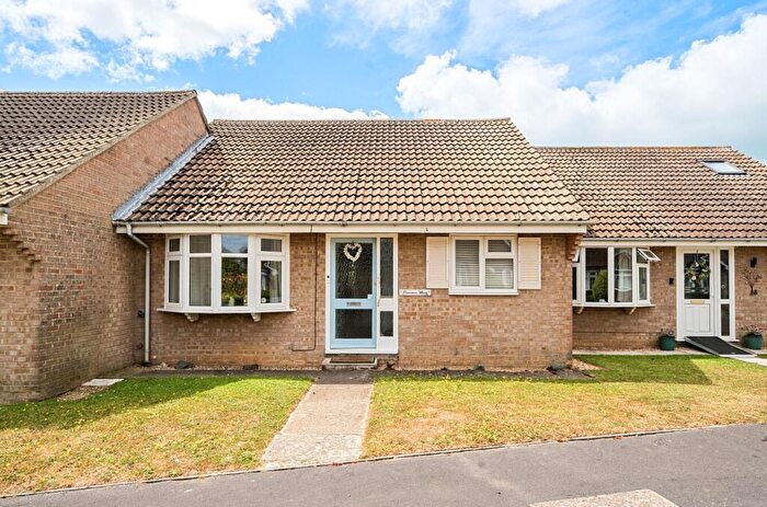 2 Bedroom Terraced Bungalow For Sale In Oxford Close, West Wittering, PO20